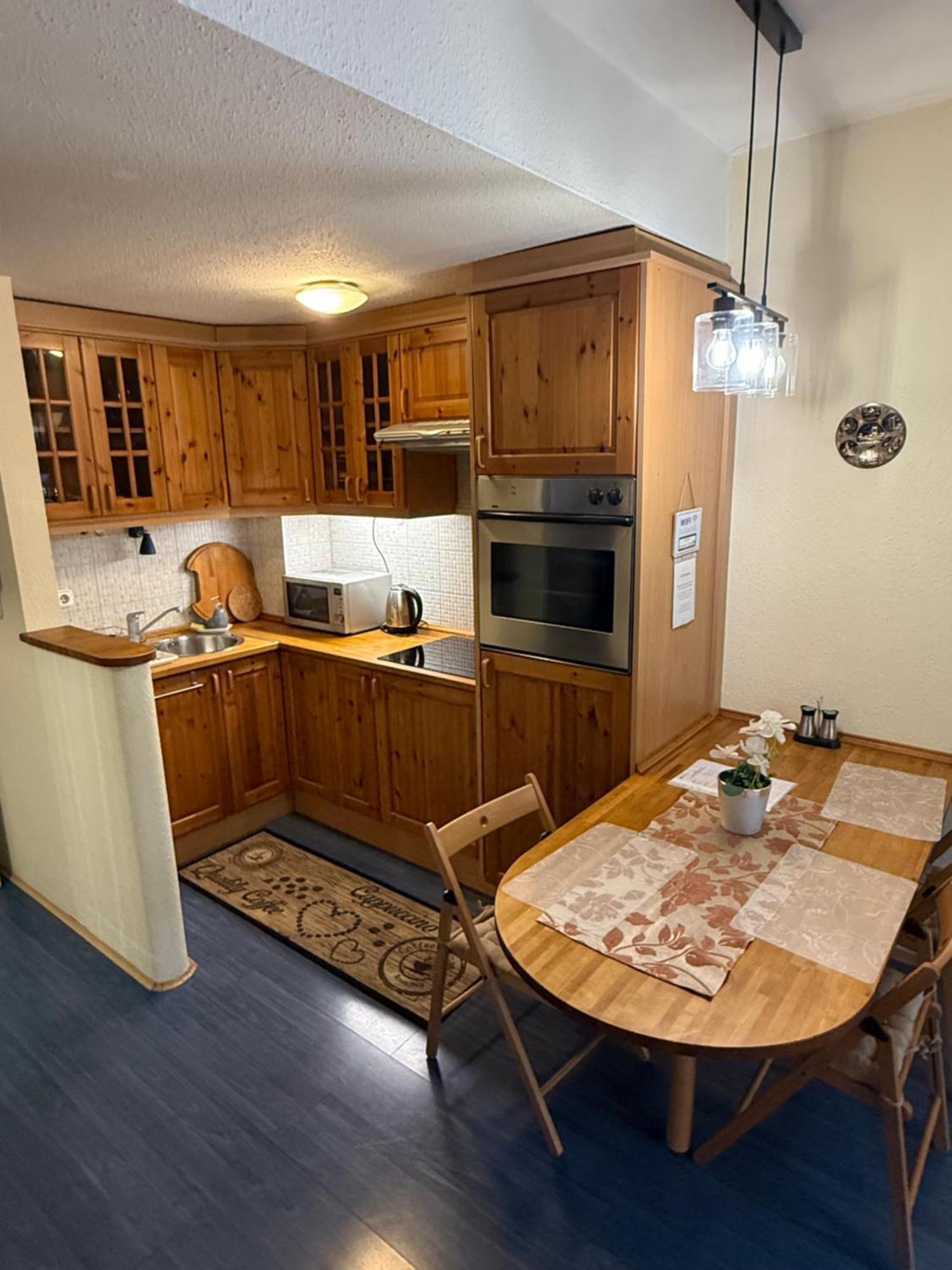 Kossuth Apartman Budapest Esterno foto